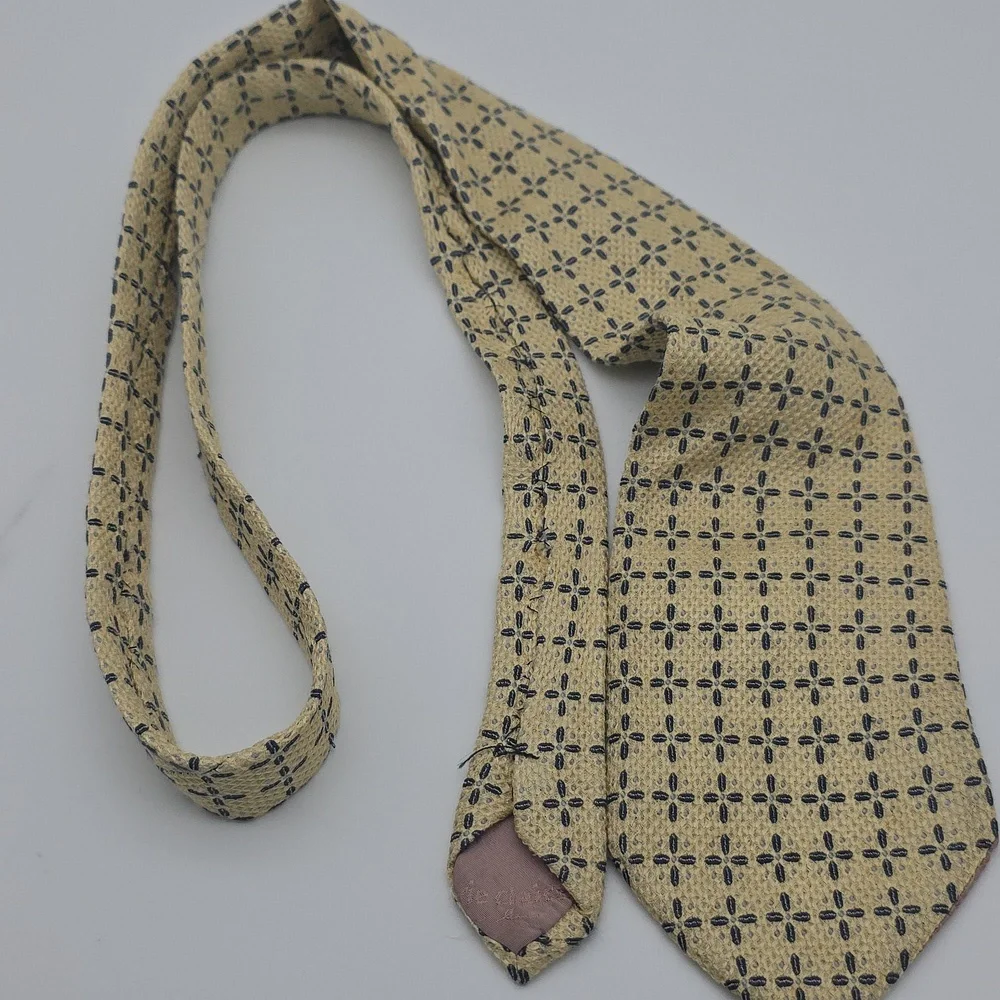 VINTAGE Marie Claire Pour Lui Geometric Pattern Silk Men's Neck Tie